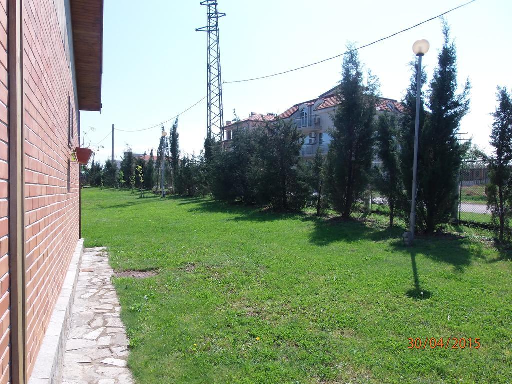 Villas And Bungalows Panorama Tschernomorez Exterior foto