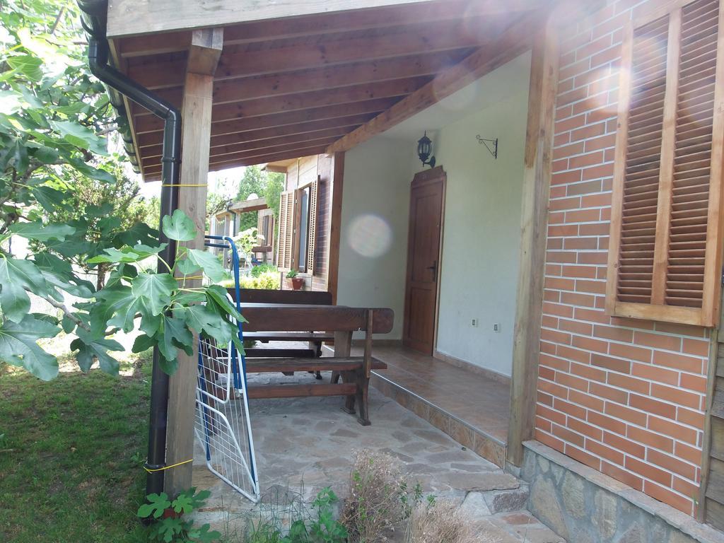 Villas And Bungalows Panorama Tschernomorez Exterior foto